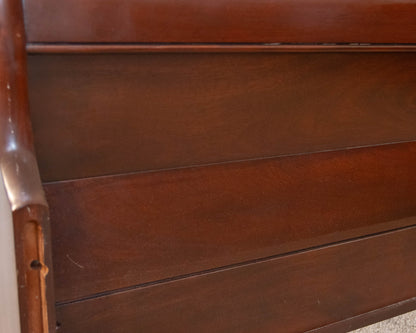 Stickley King Sleigh Bed in Mahogany with "Savannah" Finish