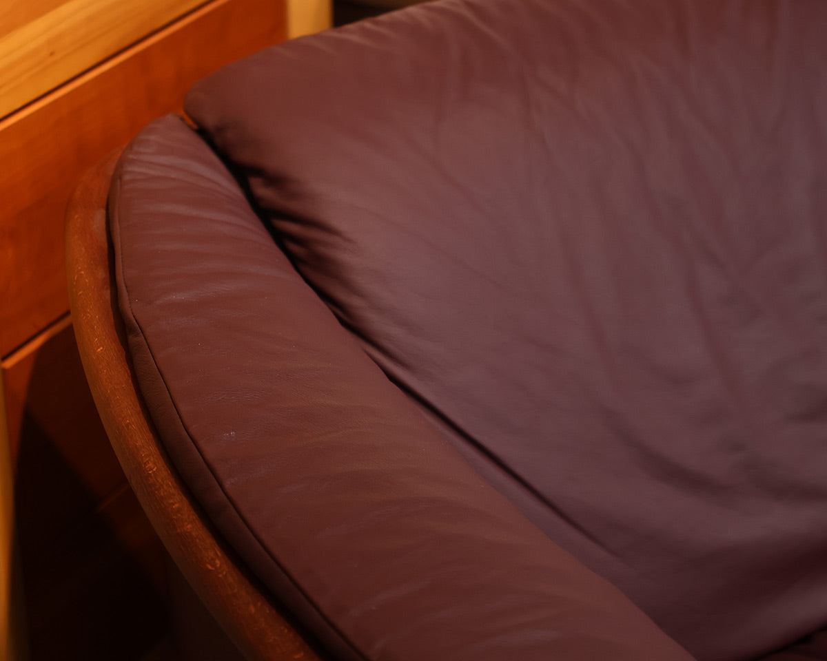 Ekornes Sofas Leather 3-Cushion Sofa