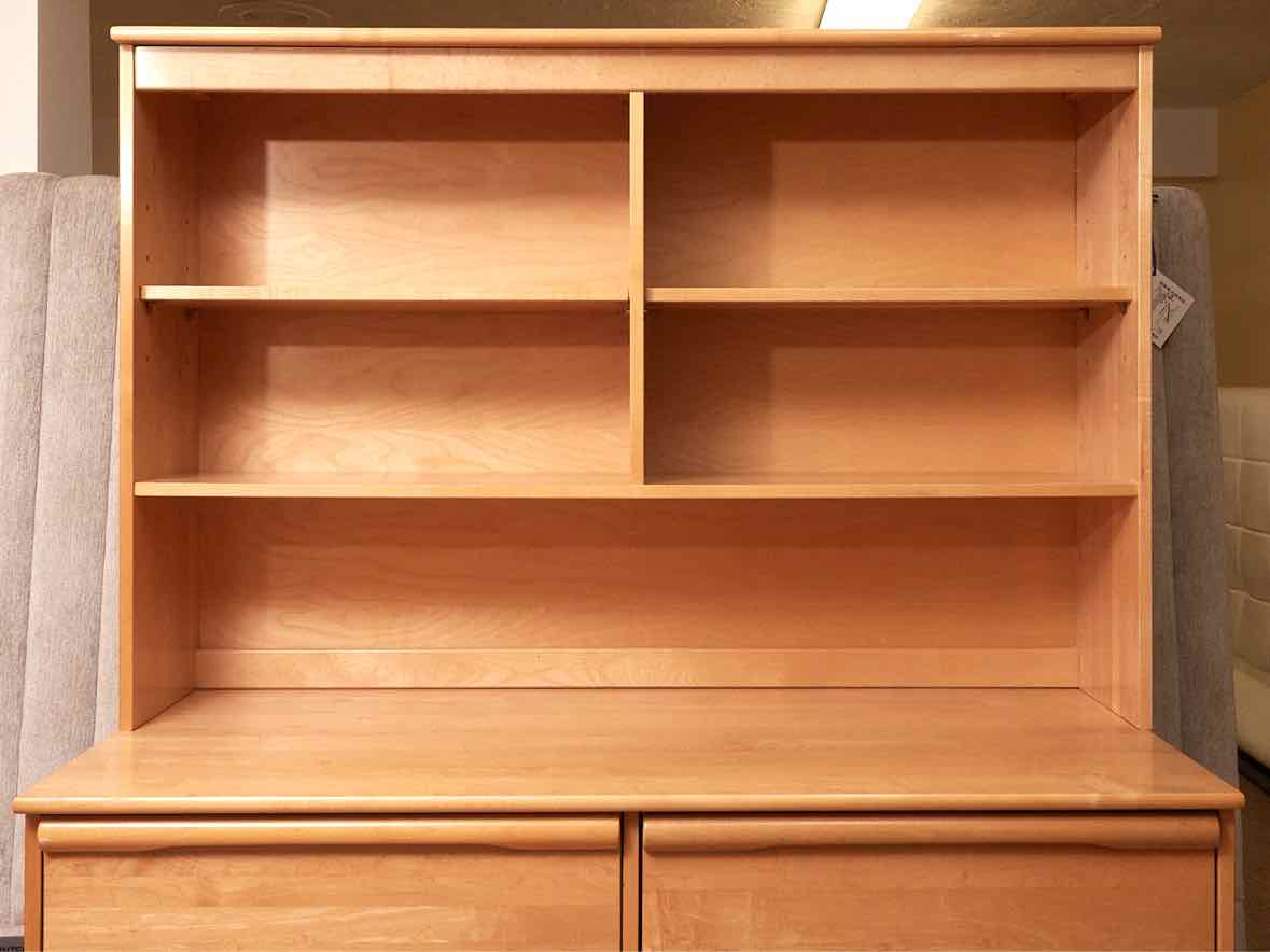 Morigeau Lepine  Maple 6 Drawer Dresser with Hutch Top