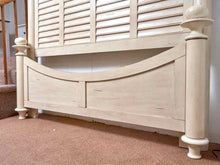 Liberty Furniture 'Ocean Isle' Bisque Rubbed Finish Shutter Style  Queen Bed