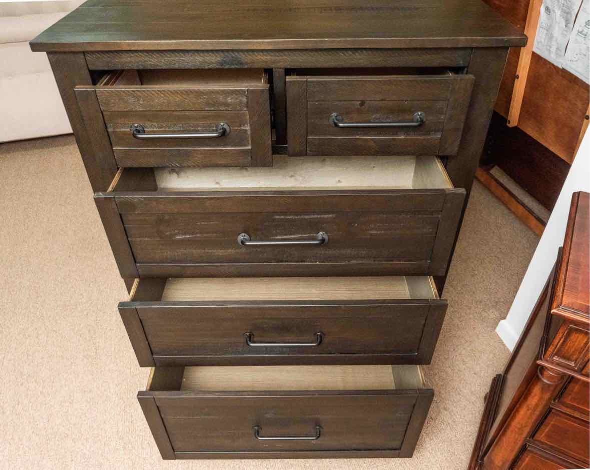Espresso Finish Plank 2 Over 3 Drawer Chest with Metal Handle Pulls