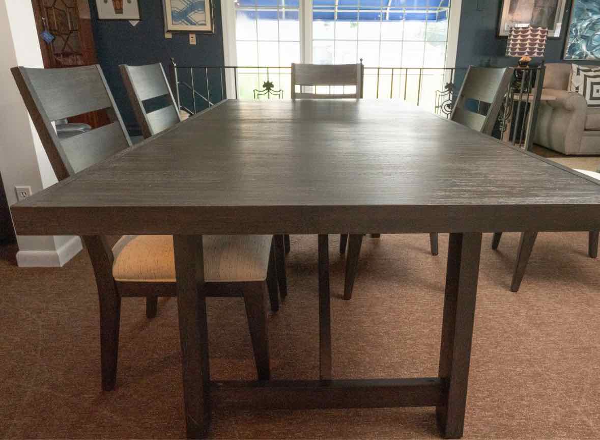 Klaussner Espresso Finish  Extension  Table & 6 Chair Set