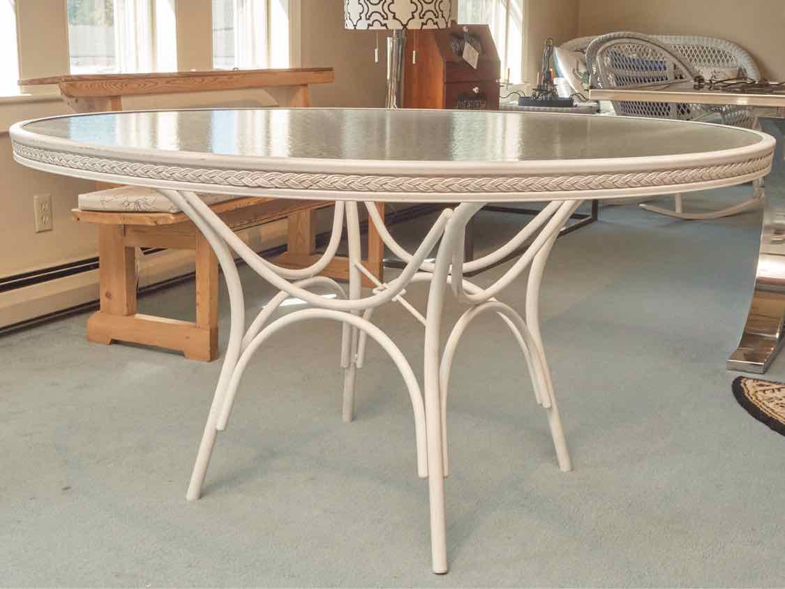 Lloyd Flanders Round Glass Top Outdoor Dining Table