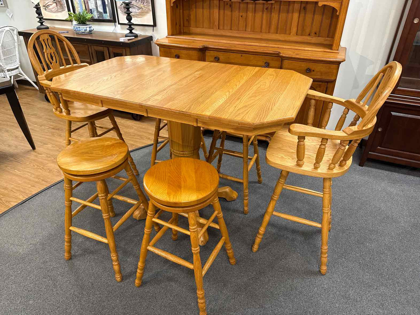 Oak Specialists Furniture Pub Table & Barstool Set