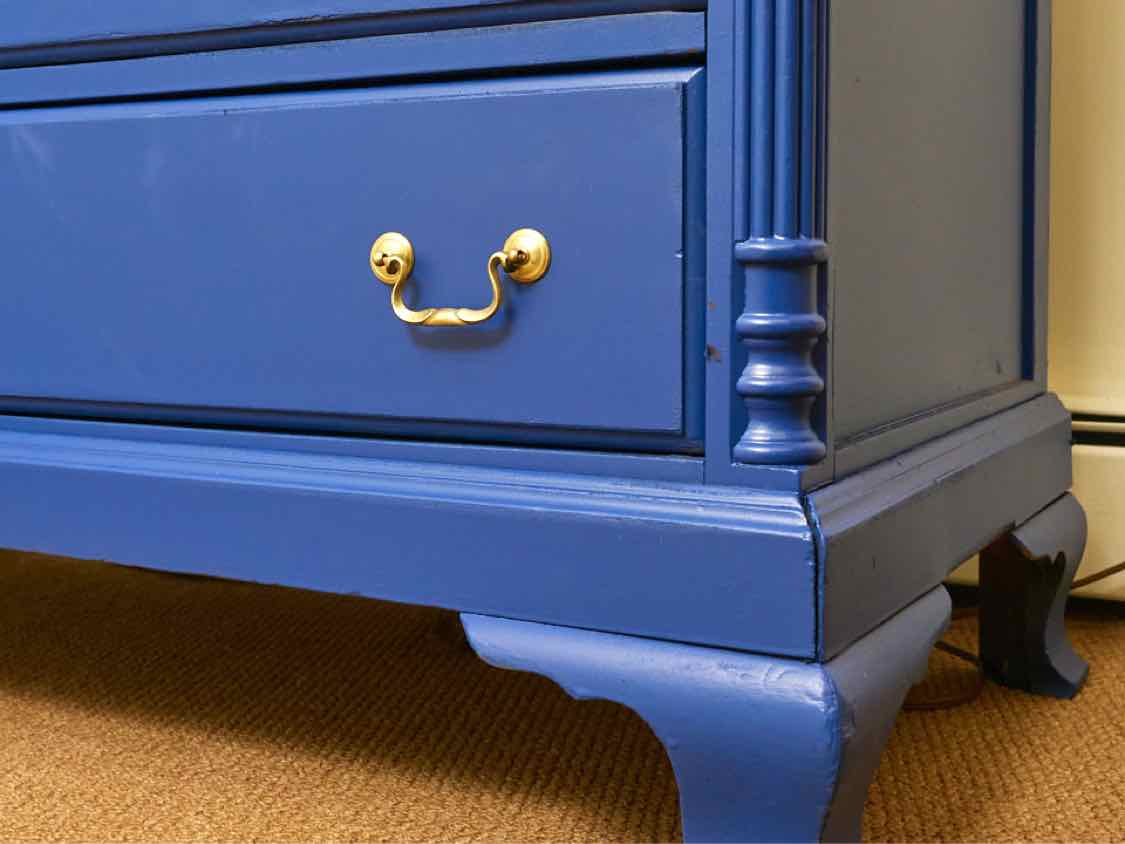 'Encore Blue' Finish Mahogany 6 Drawer Dresser