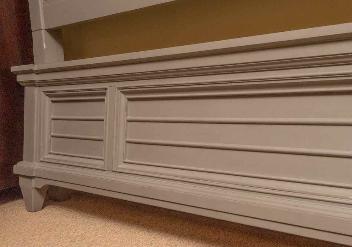 Folio 21 Furniture 'Hilton Head' Shutter In Grey Finish  King Bed