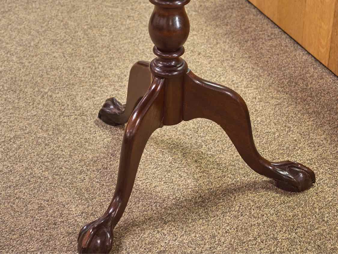 Inlaid Mahogany Tilt-Top Pedestal Accent Table