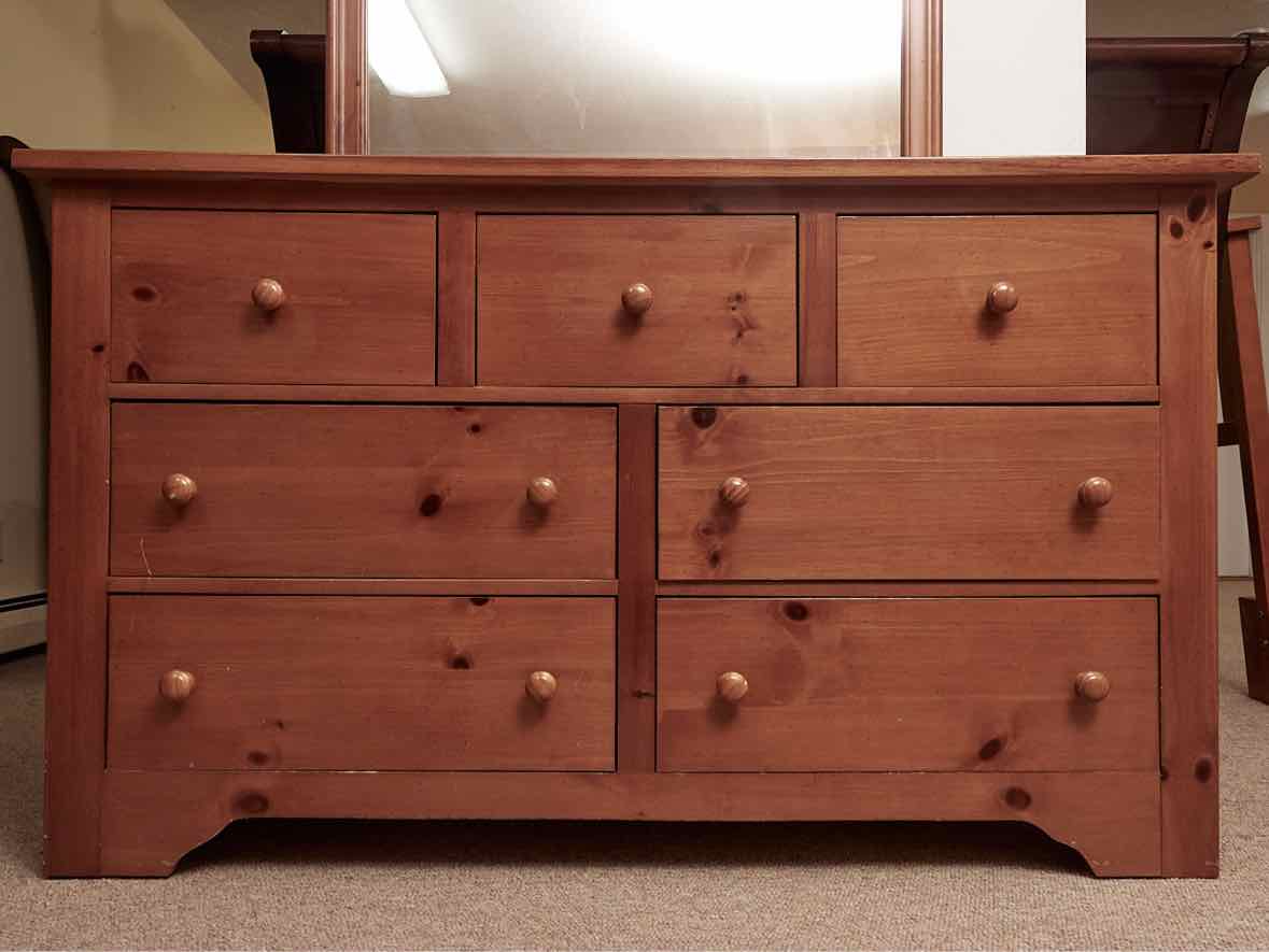 Broyhill Pine 7 Drawer Dresser & Mirror