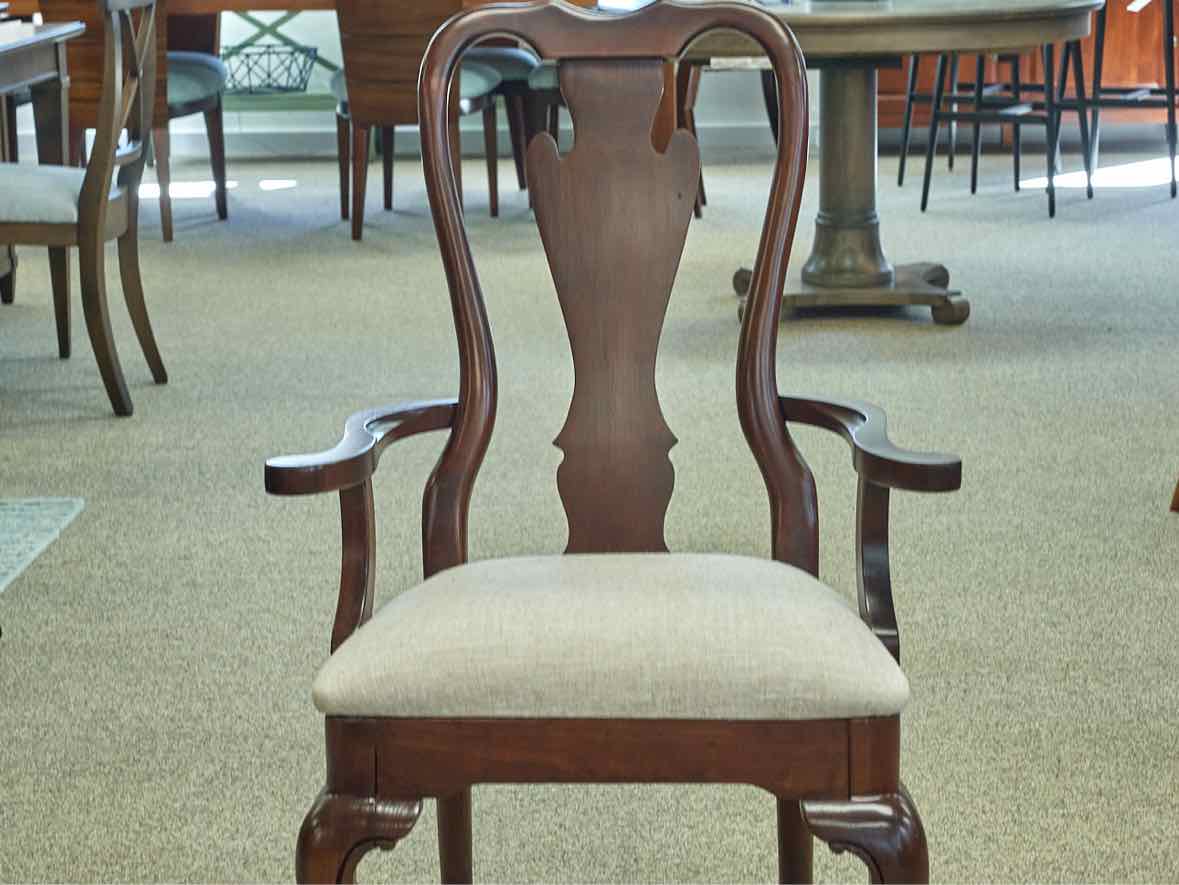 Set of 6 Cherry Queen Ann  Dining Chairs