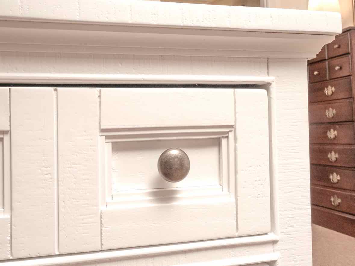 White Finish 3 Drawer Bedside Chest