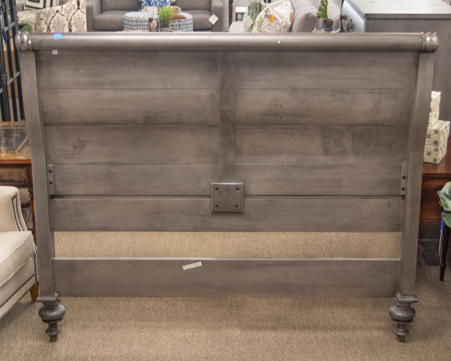 Ethan Allen 'Kingston' Queen Sleigh Bed