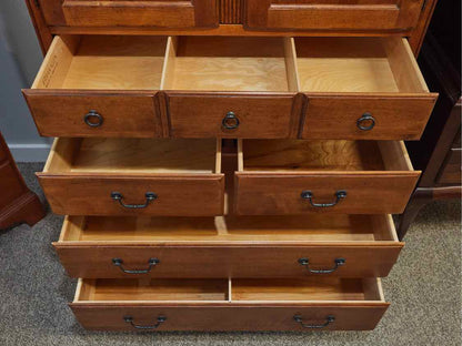 Ethan Allen 'Country Crossing' Maple 5 Drawer Armoire