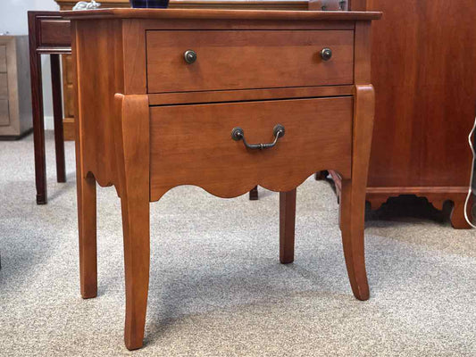 Richardson Brothers 2-Drawer Nightstand in Cherry