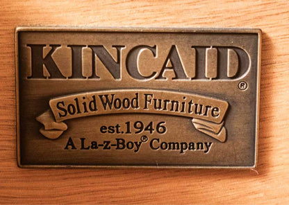 Kincaid Oak 3 Drawer N ightstand