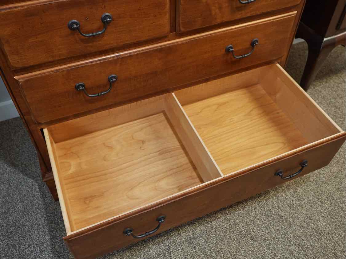 Ethan Allen 'Country Crossing' Maple 5 Drawer Armoire