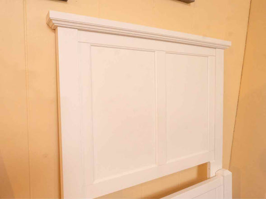 Vaughan Bassett Bonanza Mansion  Twin Bed