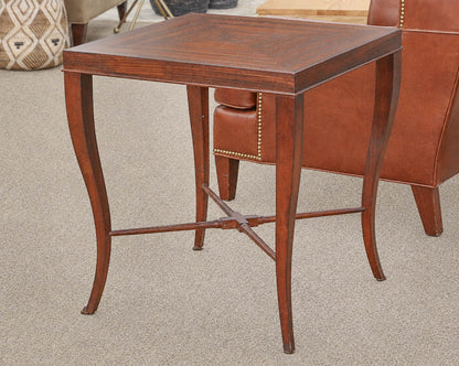 Ethan Allen  Mahogany Side Table with Cabriole Leg