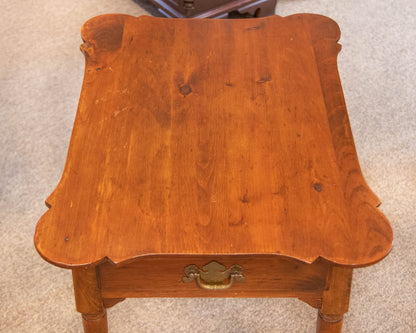 Pine Scalloped Porringer Top Side Table W/Brass Chippendale 1 Drawer Pull