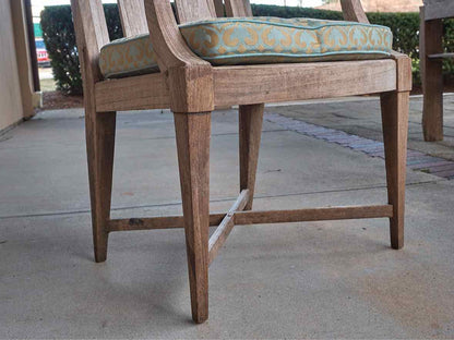 Outdoor Dining Set in Teak with 84" Round Dining Table, 8 Chairs & Umbrella