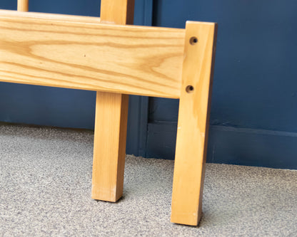 Pair of Vermont Tubbs Oak Spindle Twin Beds