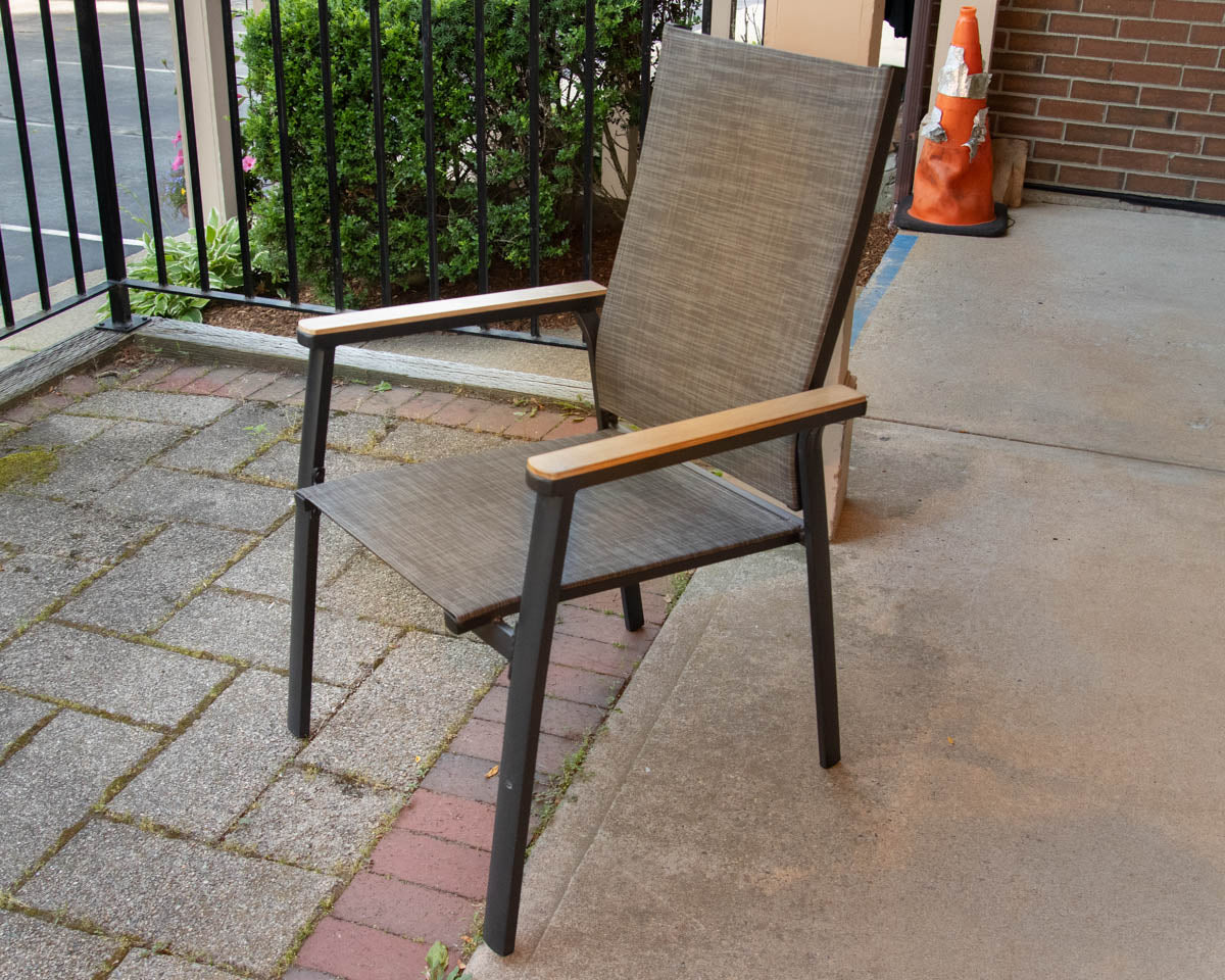 Metal Round Faux Wood Top Outdoor Dining Set