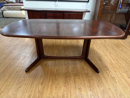 Skovby Rosewood Dining Table & Set Of 8 Chairs