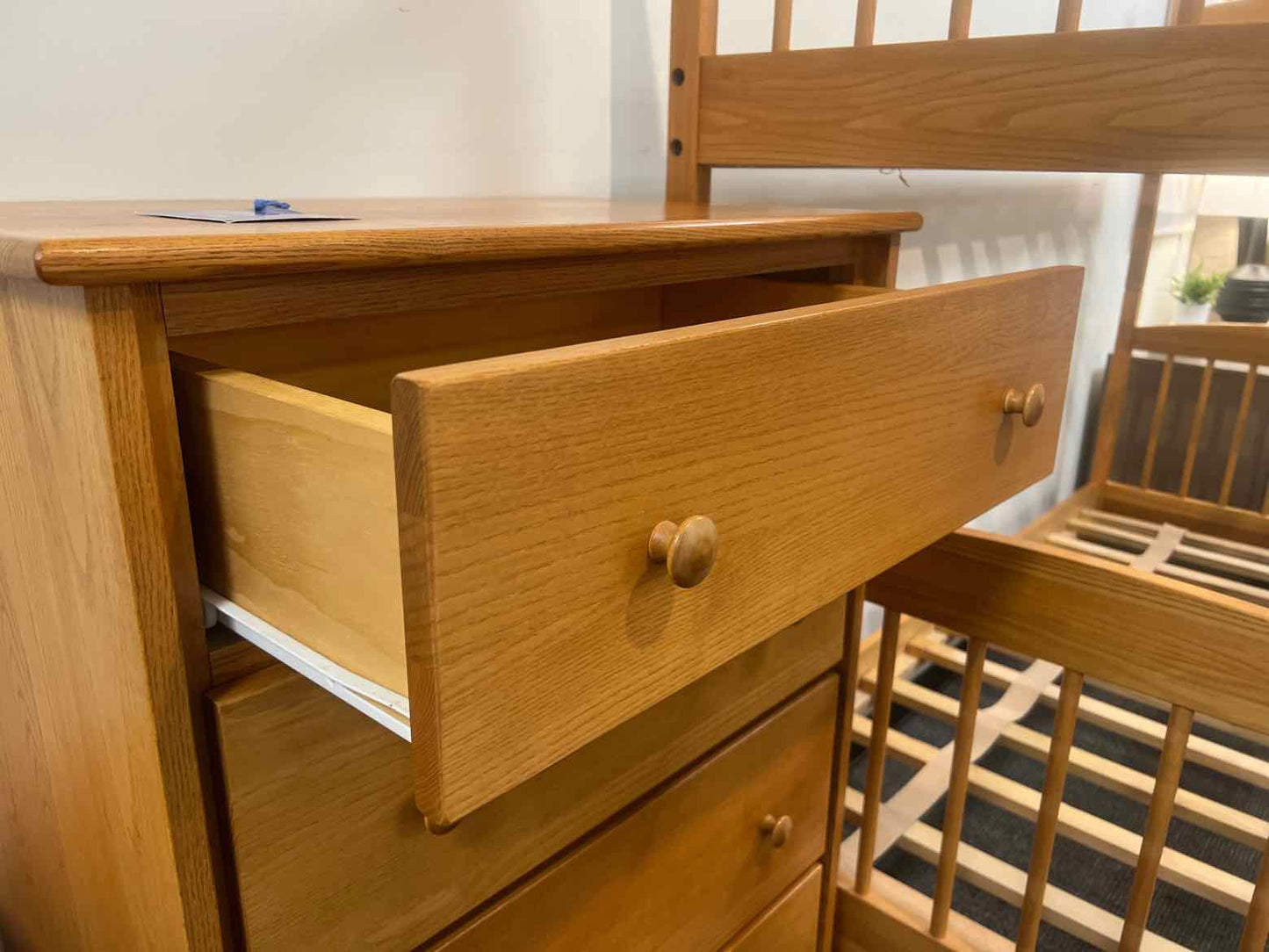 Vermont Tubbs Oak Chest