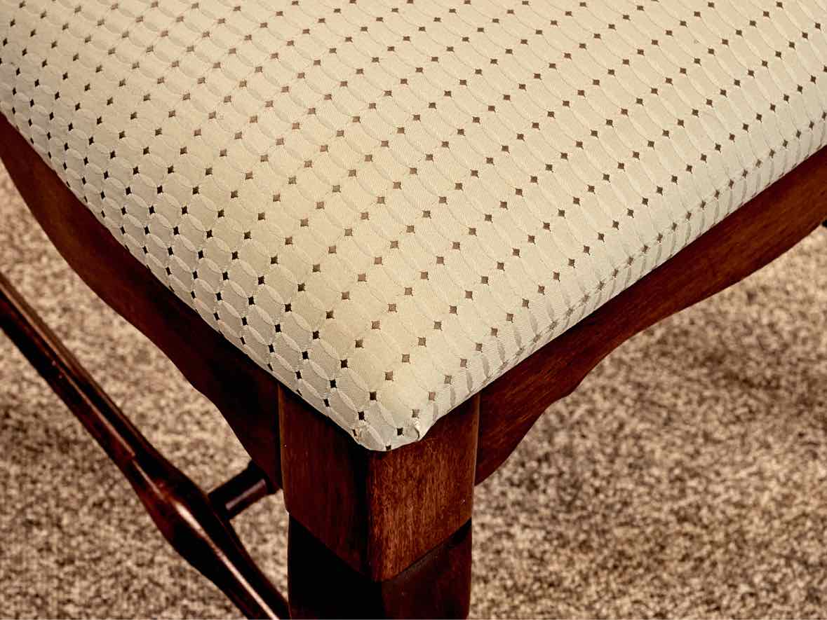 Nichols & Stone Cherry Dining Table & Set of 6 Ladderback Chairs