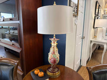 Vintage Floral Table Lamp