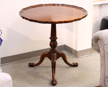 Mahogany Pie-Crust Tilt Top Tea Table