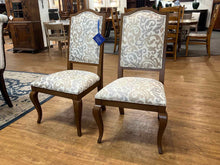 Pair of Ethan Allen 'Hayden'  Dining Chairs