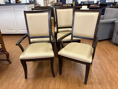 Home Meridian 'Quinton' Table w/ 6 'Quinton' Dining Chairs
