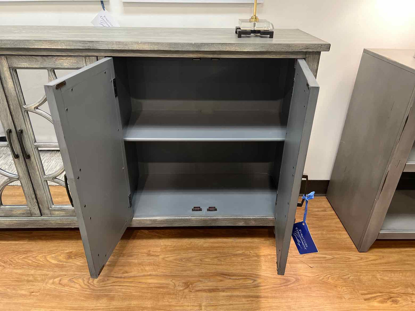 Universal Mirrored TV Console