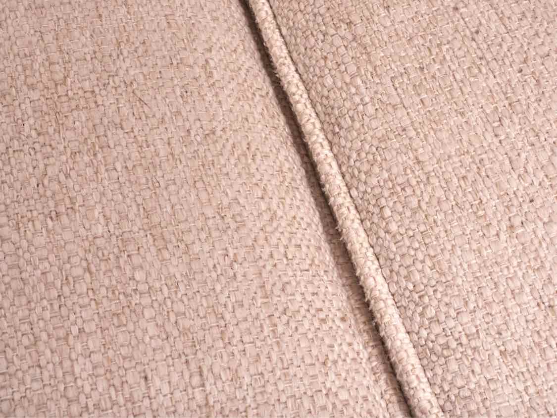 Bassett Ivory Upholstered 3 Cushion Slope Arm Sofa