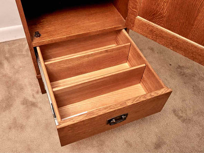 Stickley Quartersawn Oak 1 Door Media Furniture