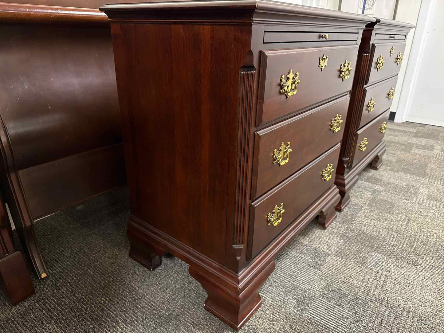 Kincaid Pair of Cherry Nightstands