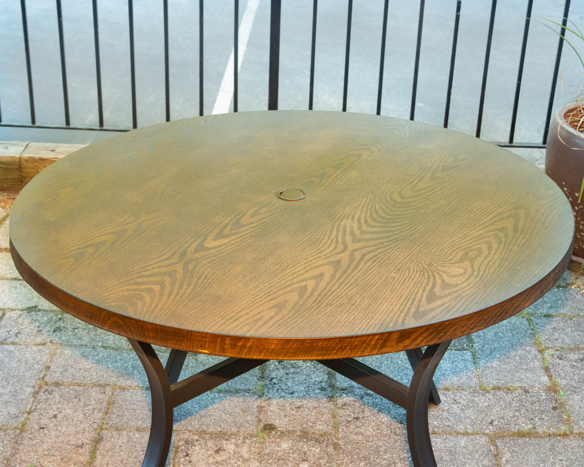 Metal Round Faux Wood Top Outdoor Dining Set