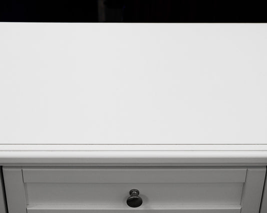 Vaughn Bassett 3-Drawer Nightstand