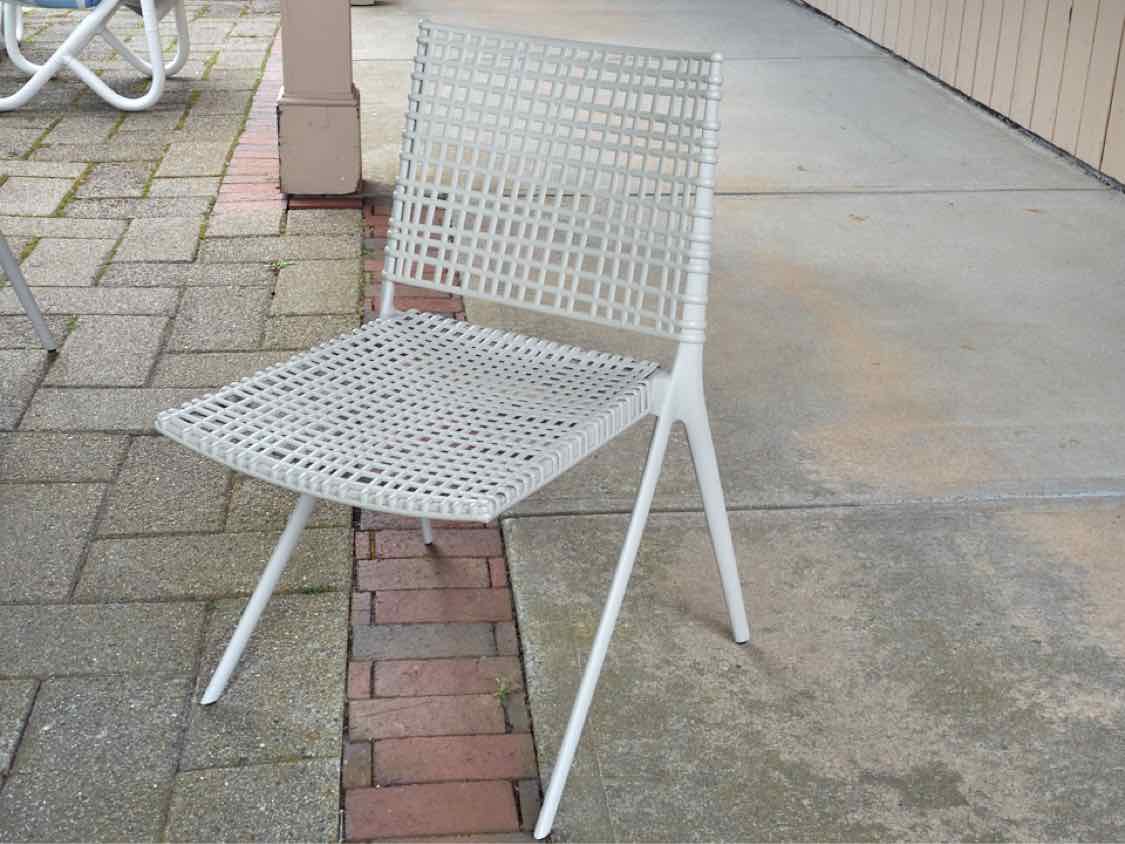 Janus et Cie 'Branch ' Powder Coated Aluminum Outdoor Set