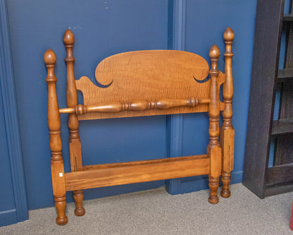 Tiger Maple Four Post Twin Bed In Cinnamon