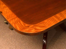 Baker 'Charleston Collection ' Mahogany Double Pedestal  Dining Table