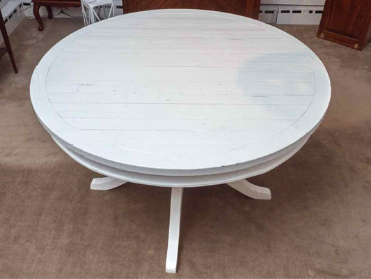 Universal Furniture Round Pedestal  Plank Top Dining Table  In Distressed White