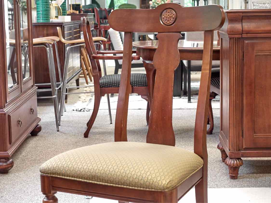 Ethan Allen British Classics Cherry Table & 6 Chair Set