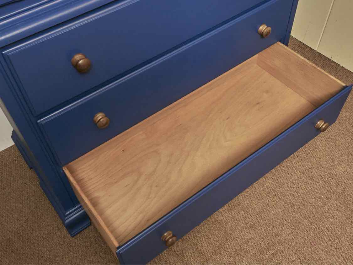 Treasure House Link Taylor Cherry Top  Finish 'Encore Blue' 7 Over 3  Chest