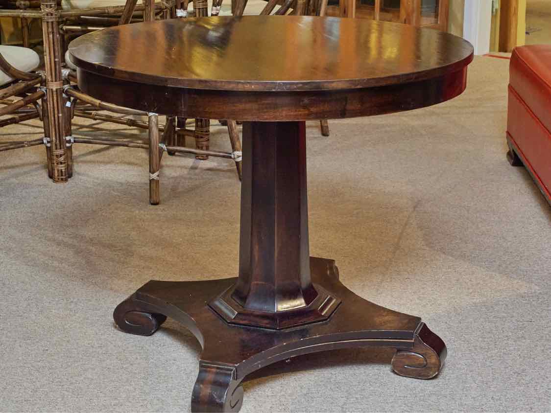 Espresso Finish Round Pedestal Dining Table