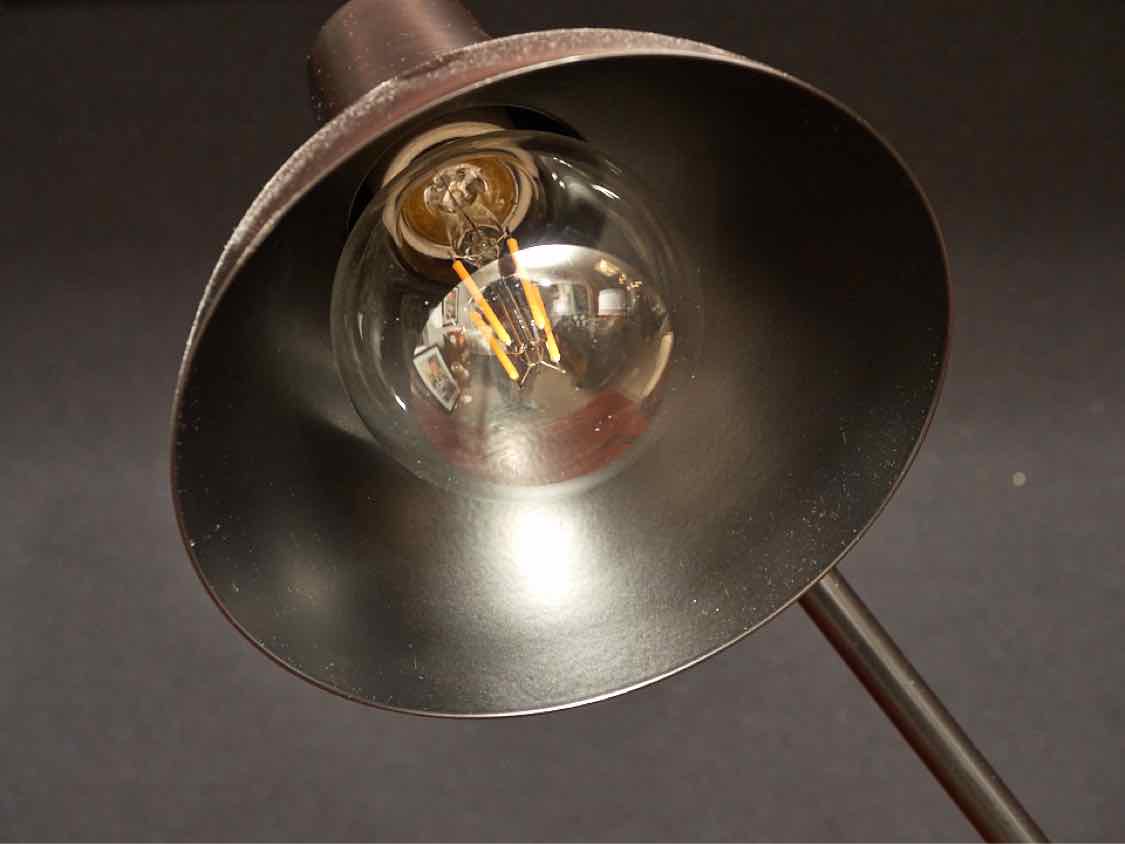 Black Metal  Desk Table Lamp