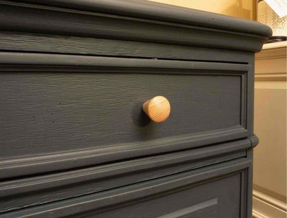 'Sea Tern Blue' Custom  Finish 11 Drawer With Natural Wooden Konobs Dresser