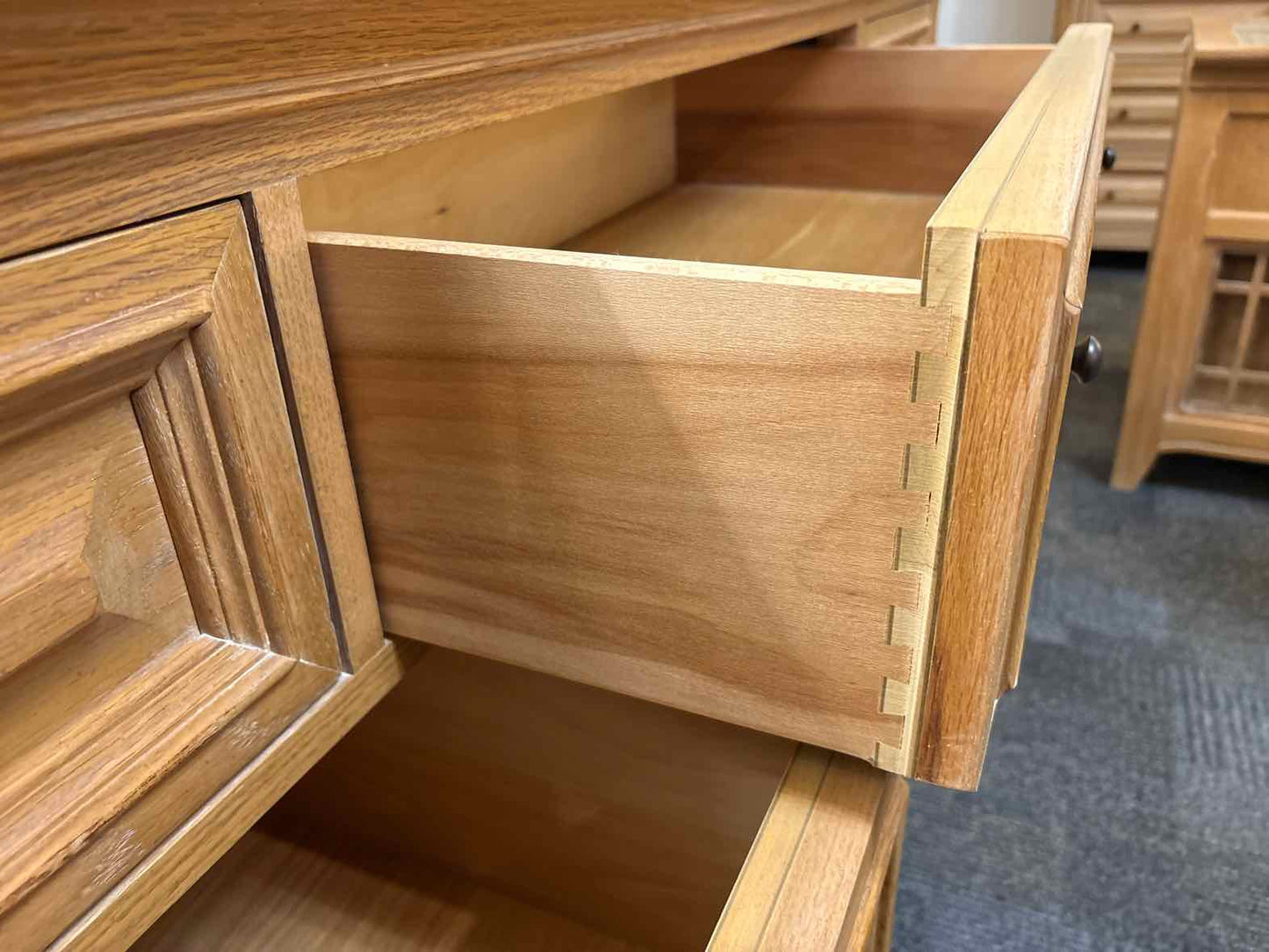 Thomasville 'Eastlake' Washed Oak Triple Dresser & Mirror
