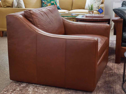 Camden Collection Logan Canyon Slope Arm Swivel Club Chair in Brown Leather