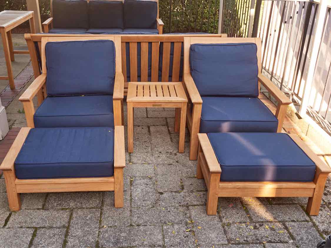 Kingsley Bate Teak 'Chelsea' Outdoor11 Piece  Set